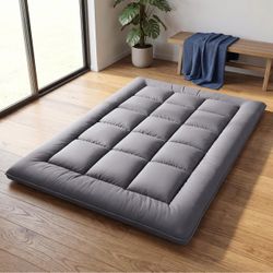 Gray Japanese Floor Futon Full Size
