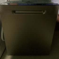 Dishwasher 