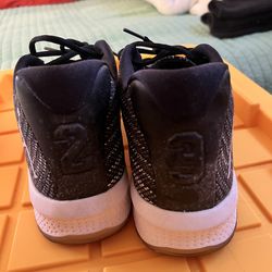 MJ - Basketball Shoes