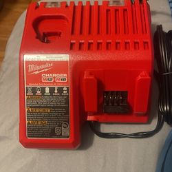 Milwaukee Charger For M12 And M18