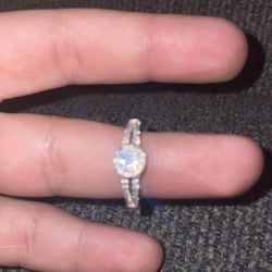 Dimond Ring Size 6 