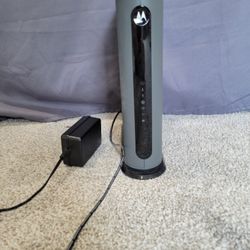 Motorola MG7550 16x4 Cable Motem