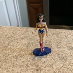 Wonder Woman Figure