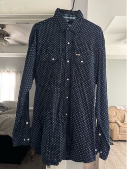 Men’s XL dress shirts.