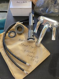Bathroom Faucet Chrome . 