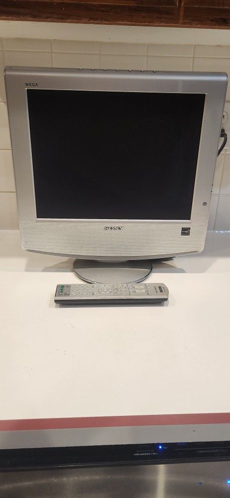 15" Sony Wega TV