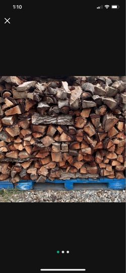 Firewood. Seasoned Red Oak