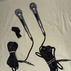 2 Kumyoung KY Dynamic Microphone KYM-100 / KM-1000  with  cables hyper-cardioid dynamic microphone great for karaoke 