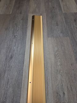 Transition strip