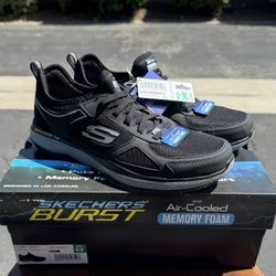 BRAND NEW IN BOX NEVER WORN Skechers Hyper Burst Men’s Athletic Shoes Sneakers Trainers Size US Men’s 9.5 9 1/2