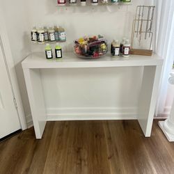 White simple console table
