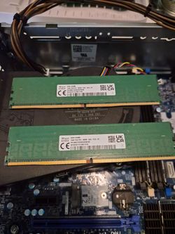 32GB DDR5 5600MHZ RAM ( 2x 16GB Ram Sticks)