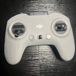 Dji controller 2 , dji googles 2 ( bundle) 