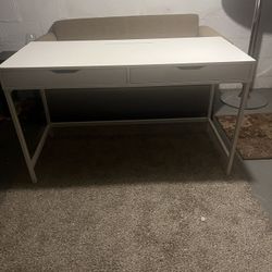 Desk White