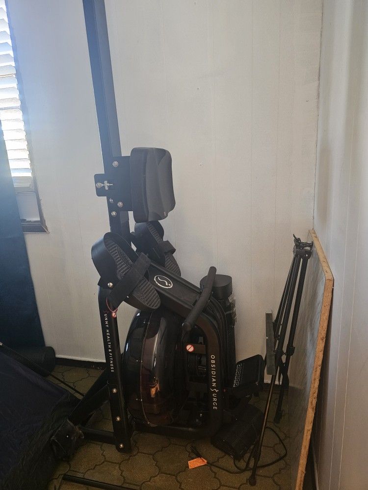 Rowing Machine (Water Resistance)