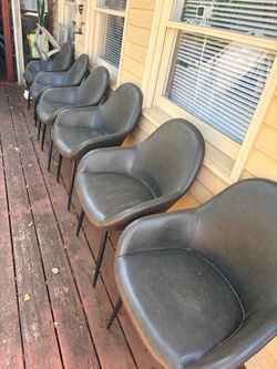 6 black chairs