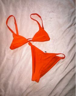 Bathing suit