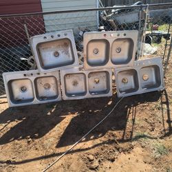 All For One Price)Five Stainless Steel Sinks