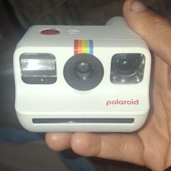 Polaroid CAMERA
