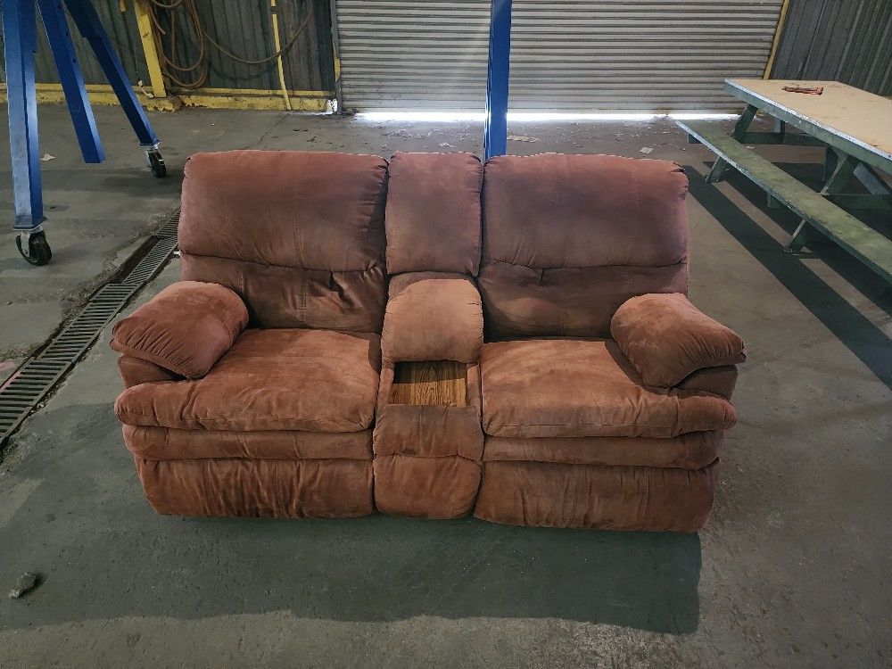 Recliner 2 Seater With Storage
