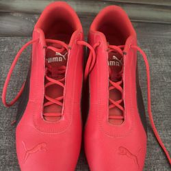 PUMA R-Cat Ferrari Rosso Corsa Red Black Men's Motorsport Inspired Sneakers. 