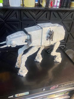 Star Wars the mandala and Grogu at-at walker popcorn, bucket