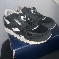 Toddler Boy Reebok Size 8
