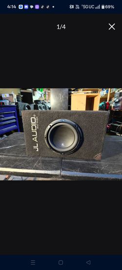 JL Audio 8" w3v3 subwoofer in JL ported box