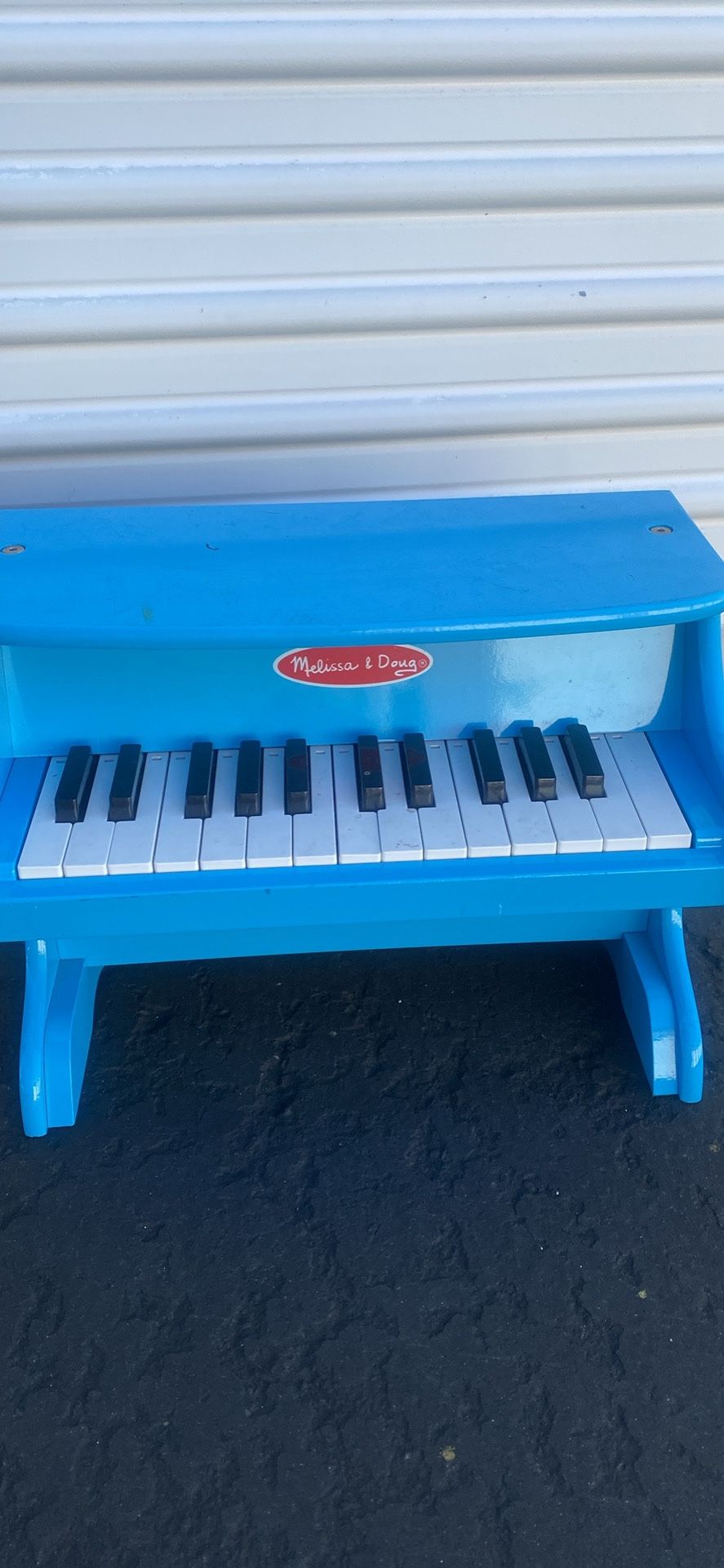 Melissa & Doug Small Piano
