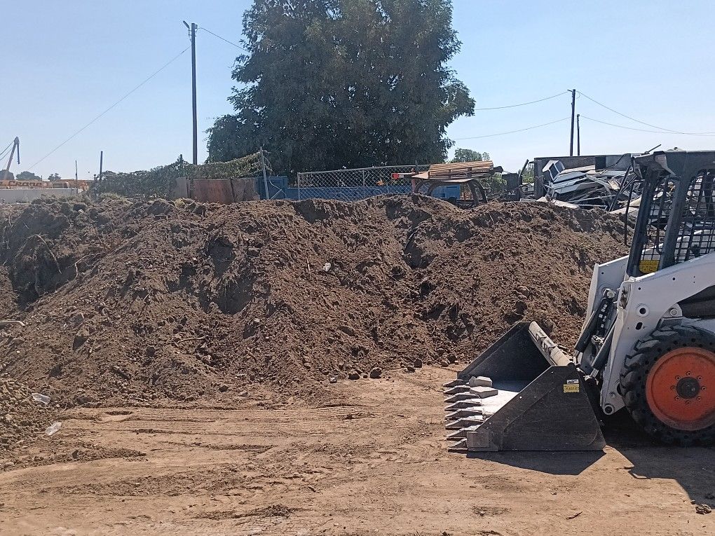 FREE DIRT WITH LITTLE BIT MIX