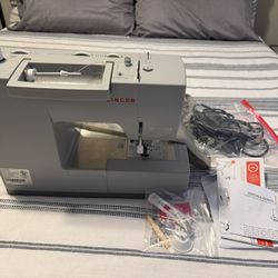 Singer Sewing Machine