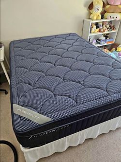 NEW FULL MEMORY FOAM MATTRESS