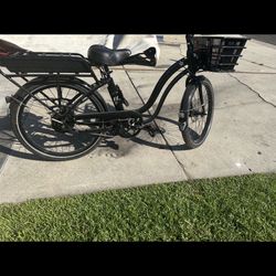 brand new (electric bike) all black bike with silver reflextion