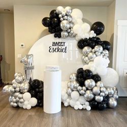 Balloon Decor 🖤