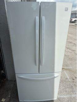 REFRIGERATOR KENMORE 30” 3 Doors
