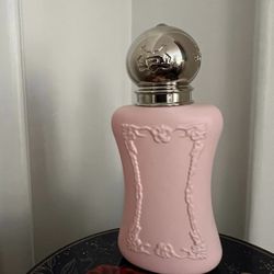 Delina Perfume