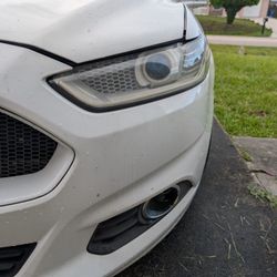 Custom Headlights For A 2016 Ford Fusion
