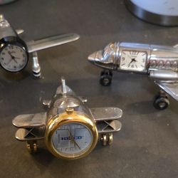 Airplane Clocks 