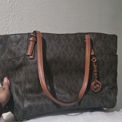  Michael Kors Jet Set tote bag in brown signature-print.