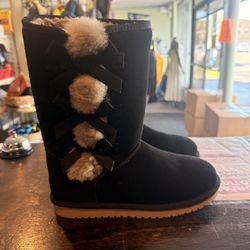 Koolaburra by UGG Victoria Tall Boots Size 9 Brand New