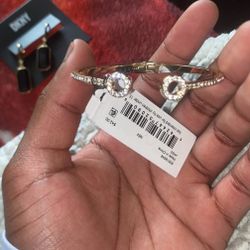 Women’s Bracelet And Ear Rings