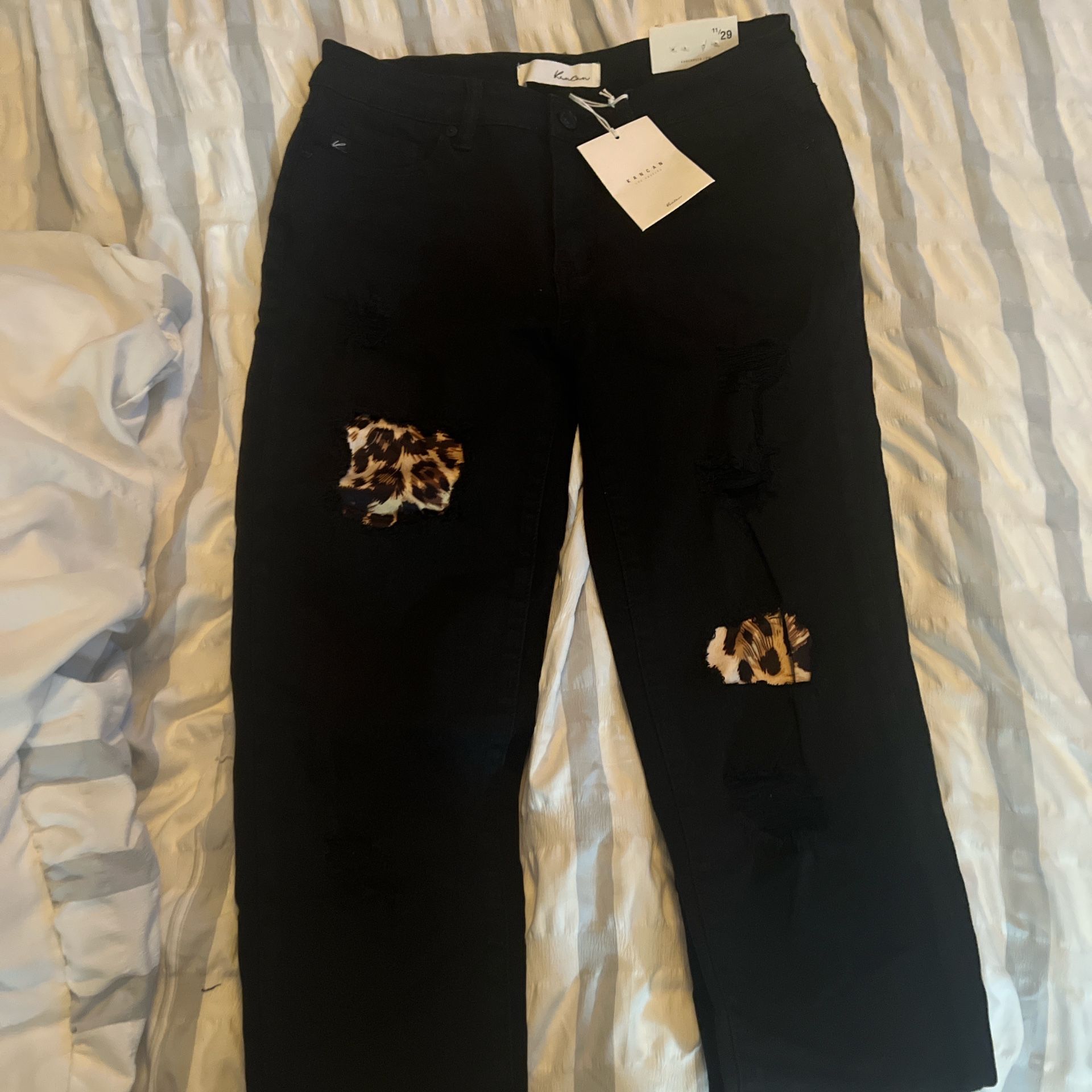 Skinny Jeans Lepoard Patches