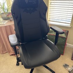 Secret Labs Dark Knight Gaming Chair (XL)