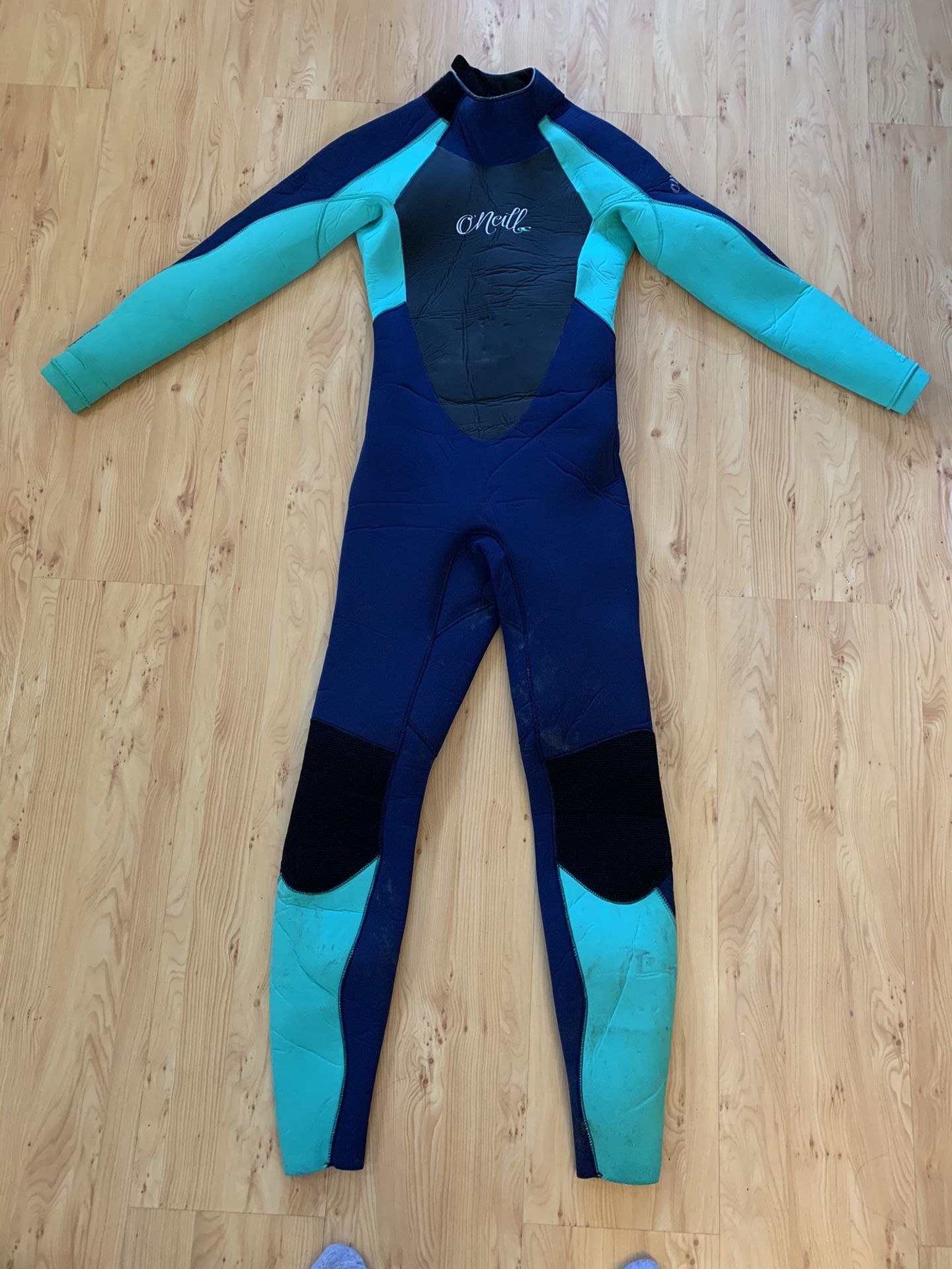 O’Neill, girls wetsuit, size 14