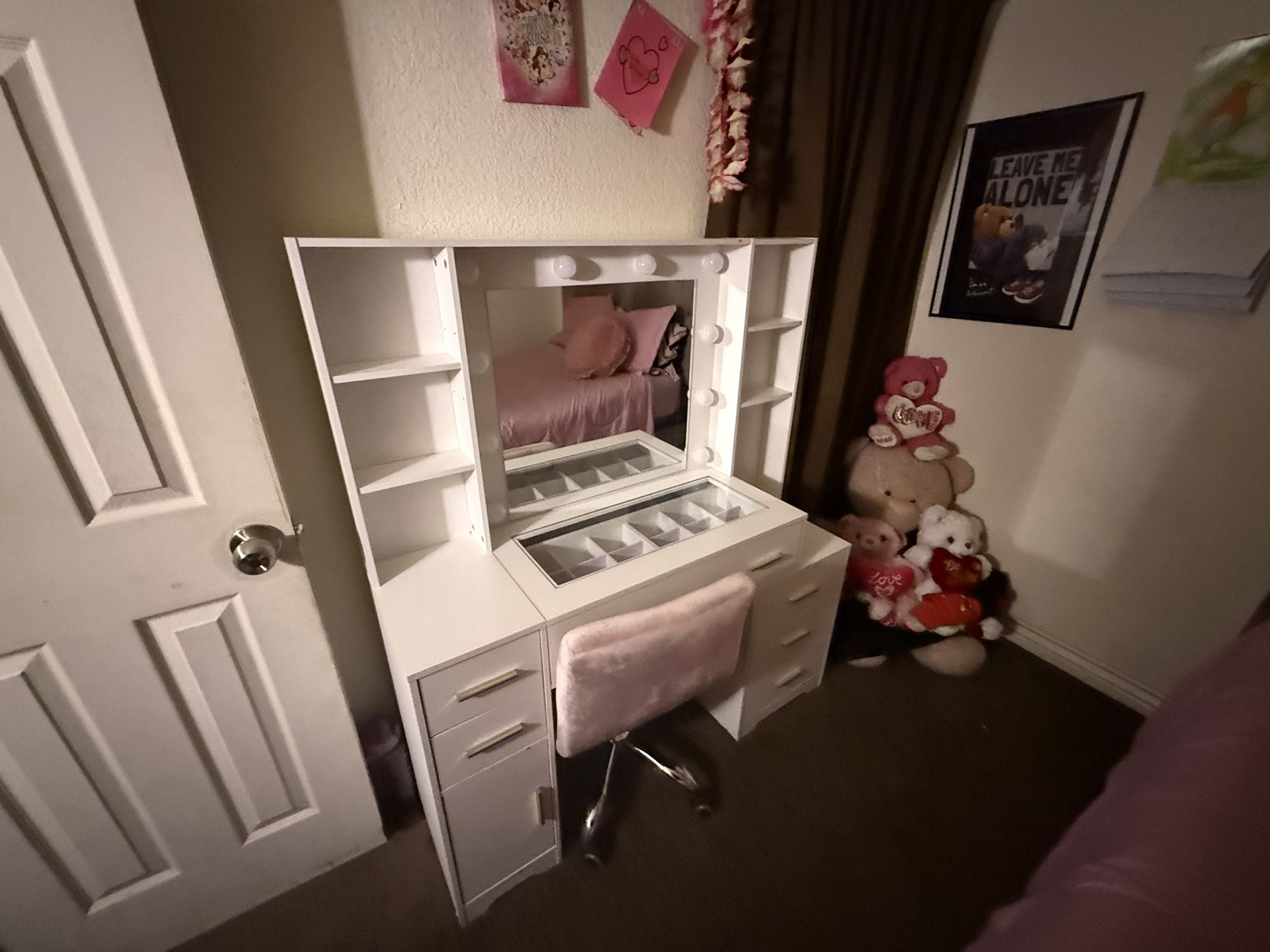Both Vanity and Chair For $250