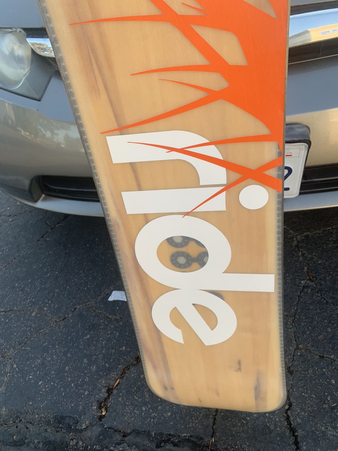 Women’s Ride Solace 146cm 146 Snowboard And Ride VXN Bindings