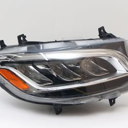 19-23 Mercede Benz Sprinter Van 1500 Led Headlight Oem 