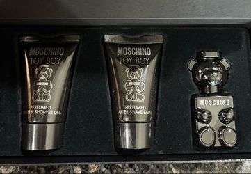 NEW MOSCHINO TOY BOY EAU DE PARFUM MENS GIFT SET $25!!