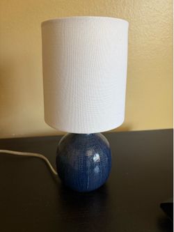 Desk lamp