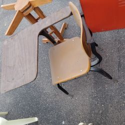 Good Condition Metal And Wood  Antique 